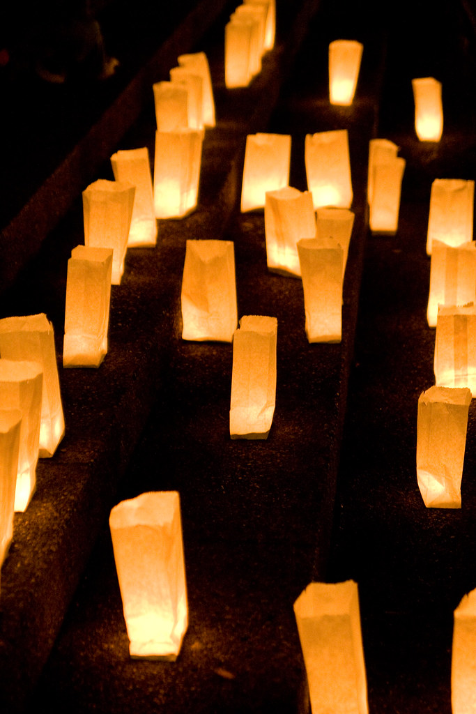 Tibet Vigil Human Rights Day9750 Paper lanterns mark a ca… Flickr