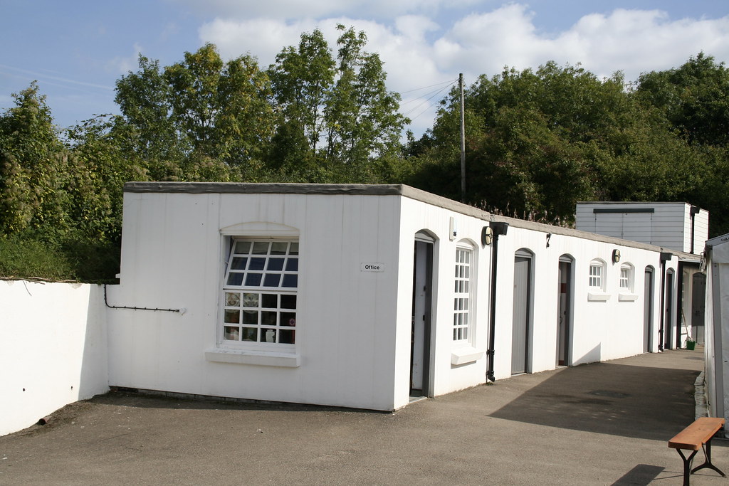 Buildings The fort at Henley Grove was part of a line of d… Flickr