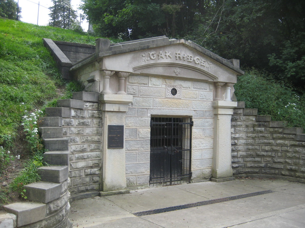 Receiving Vault For Abraham Lincoln On April 15, 1865, the… Flickr