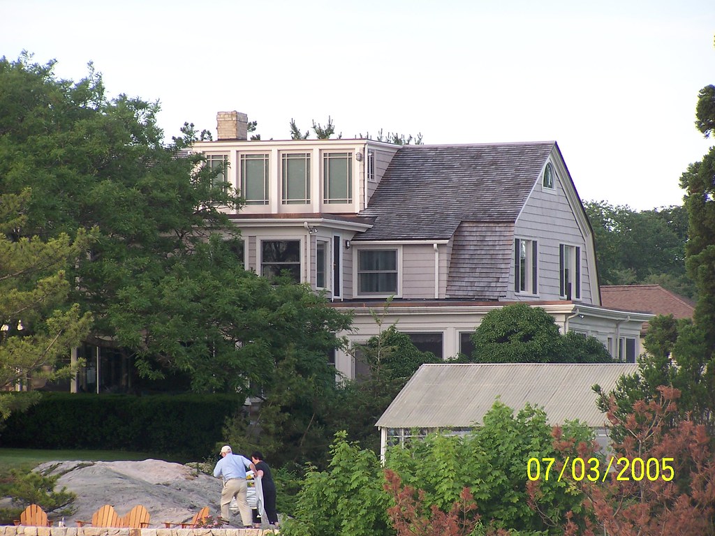 House in Fairhaven House in Fairhaven, MA....near Fort Phe… fjbcab