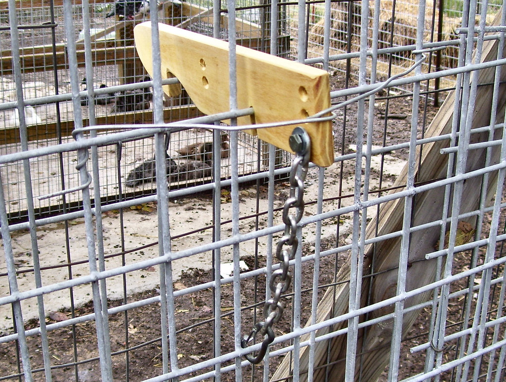 New gate hook to hold the gate open I needed a hook to hol… Flickr