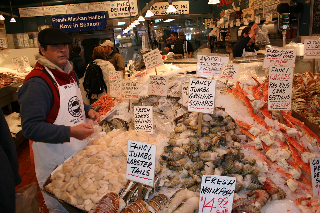 Great fish market in Seattle IMG_1632 Huw Loaring Flickr
