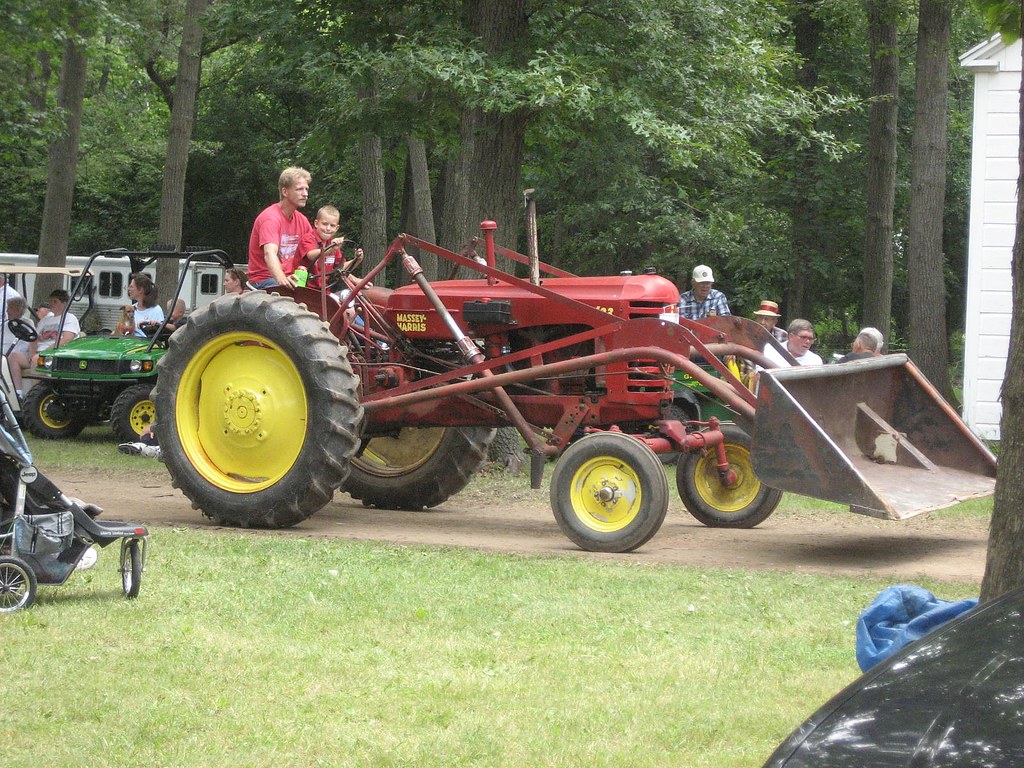 Racine Tractor Show 08 057 bbillade Flickr