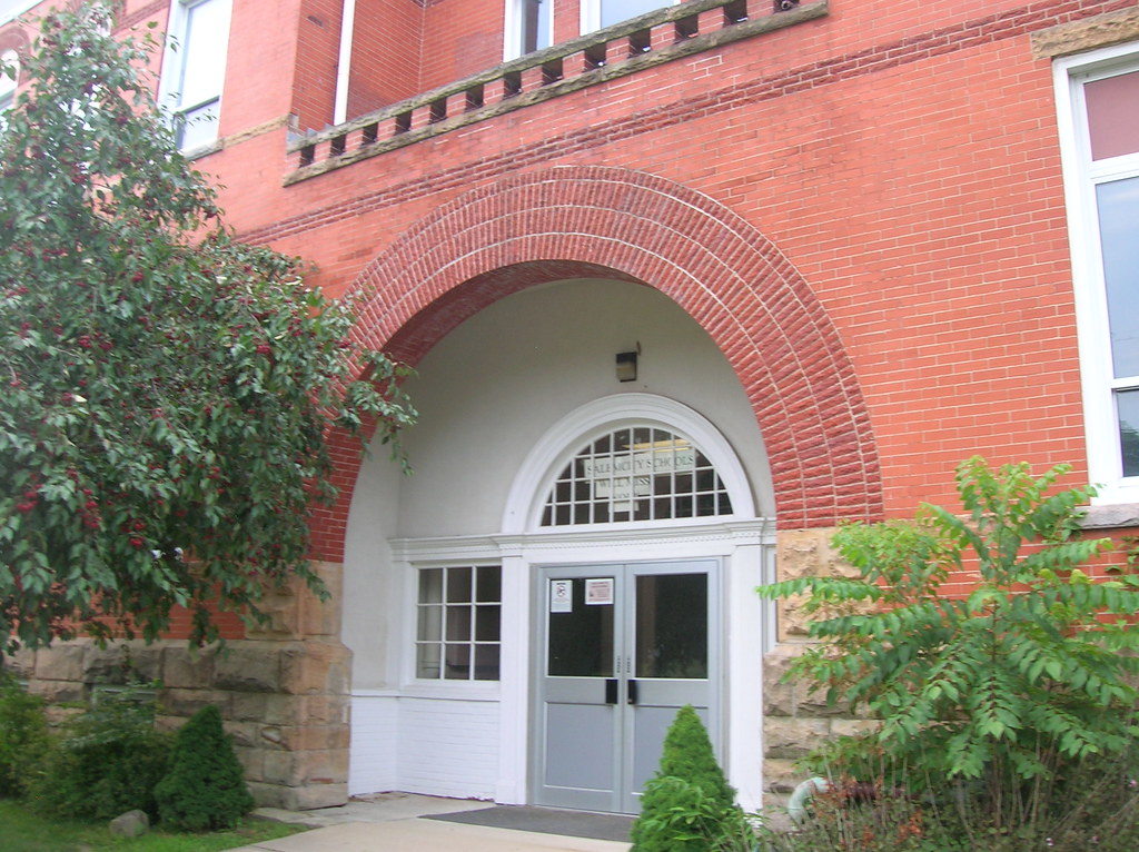 072508 Prospect School 1Salem, Ohio (2) Aaron Turner Flickr