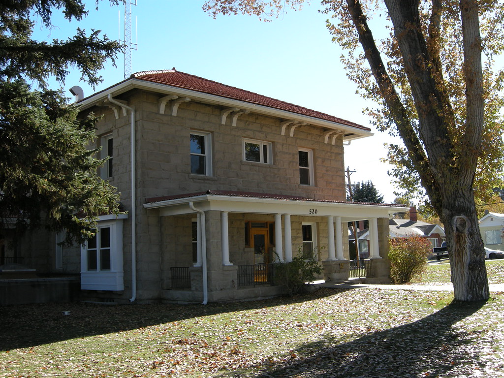 Lincoln County Jail, Kemmerer, Wyoming Next door to the co… Flickr
