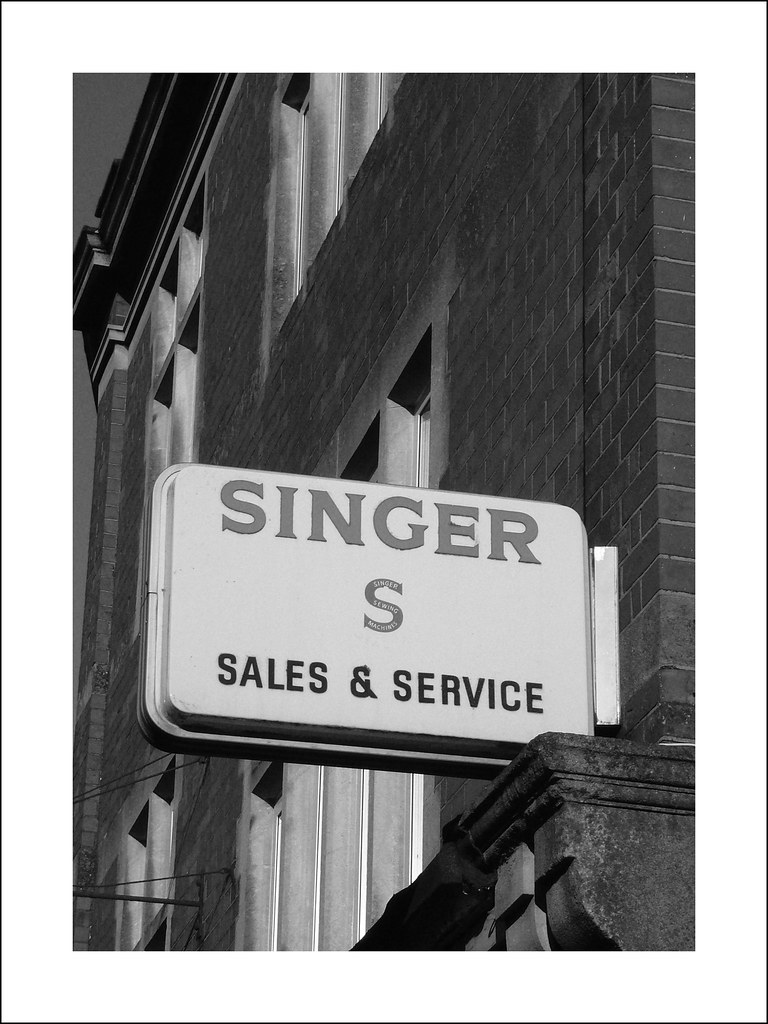 Singer Sewing Machine Sign In Paignton, Devon. Ned of the Hill Flickr