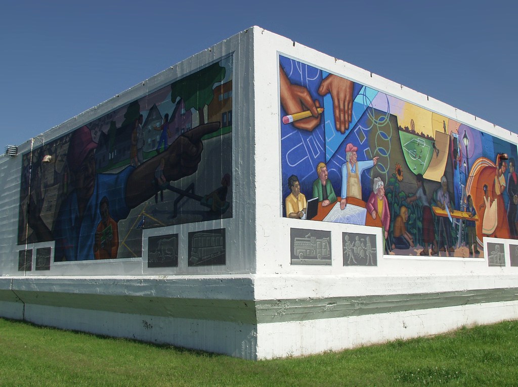 Great Mural Wall of Topeka & Chesney Park NIA Located at 2… Flickr