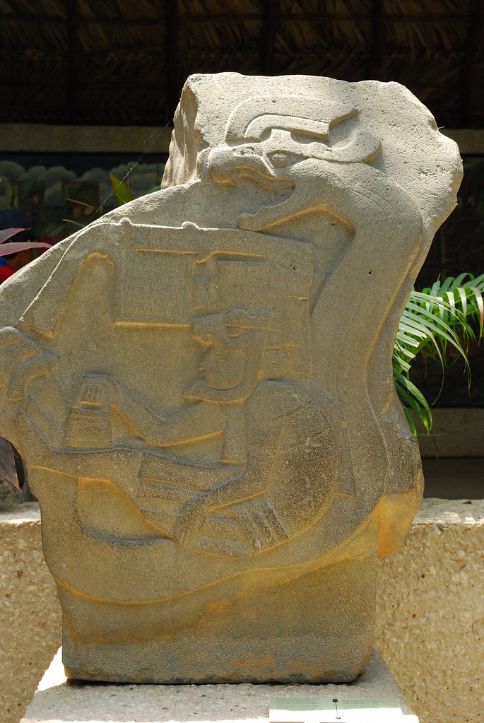 La Venta Sculpture made by the Olmeca civilization. Crimh Flickr