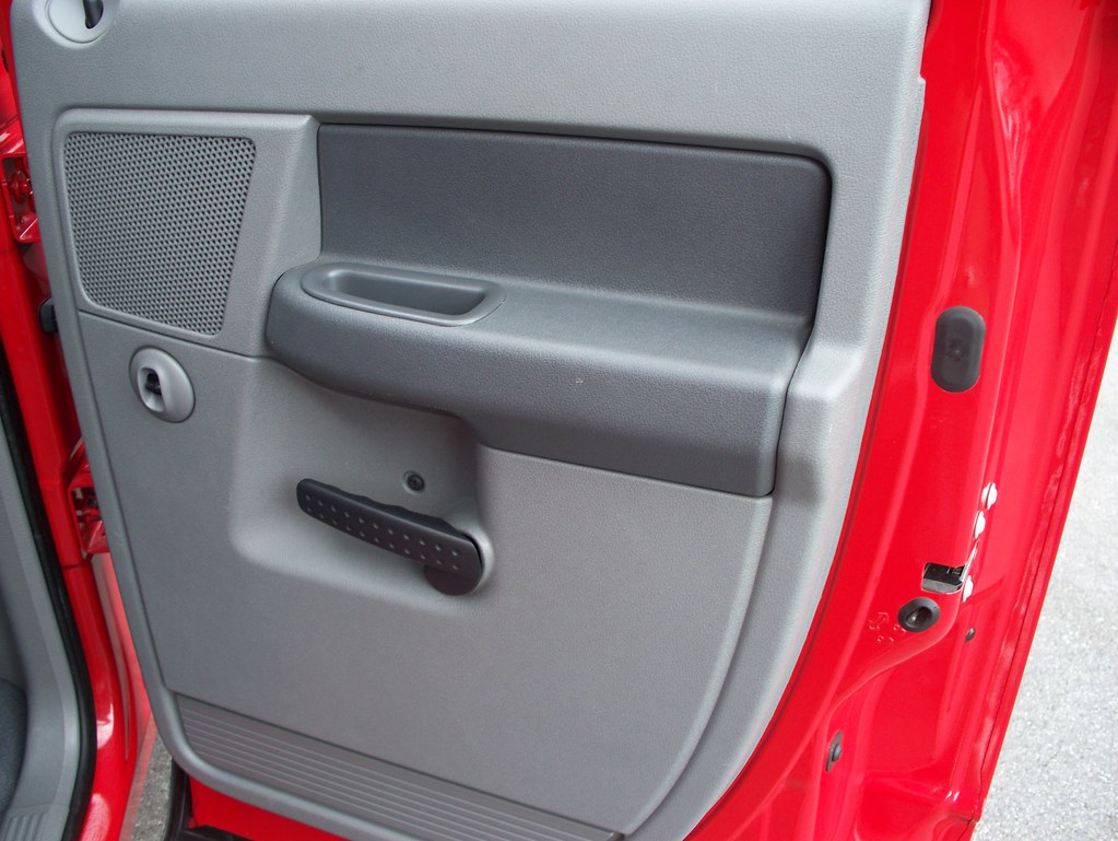 236925 (32) Dwight Phillips Auto Sales Flickr