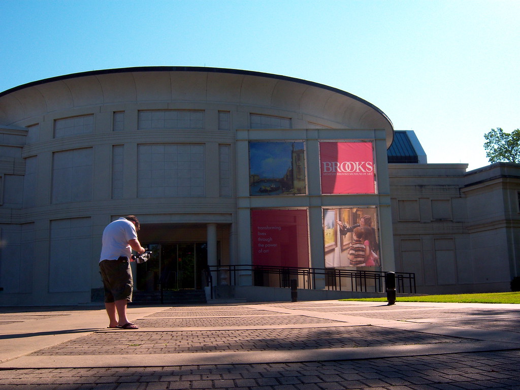 brooks museum ext directorbear Flickr