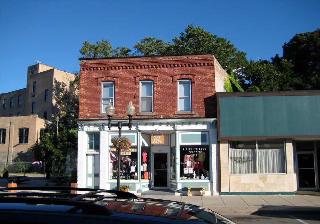 Consignment Store Manistee, Michigan Brandon Bartoszek Flickr