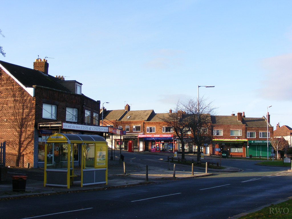 Kings Road, Higher Bebington The Broadway Roundabout forms… Flickr