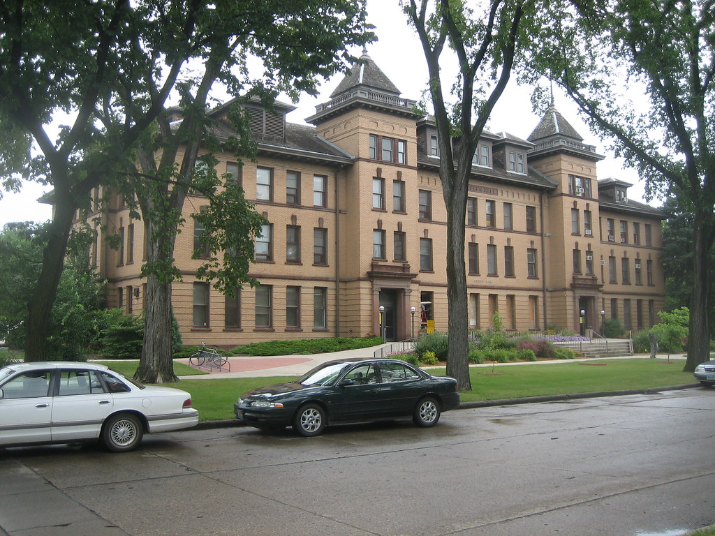 Ceres Hall, NDSU Brady Dorman Flickr