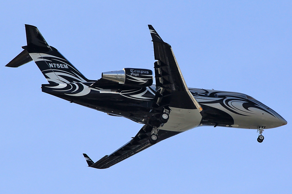 Black Diamond Jet Team / Canadair Cl6002B16 Challenger 6… Flickr