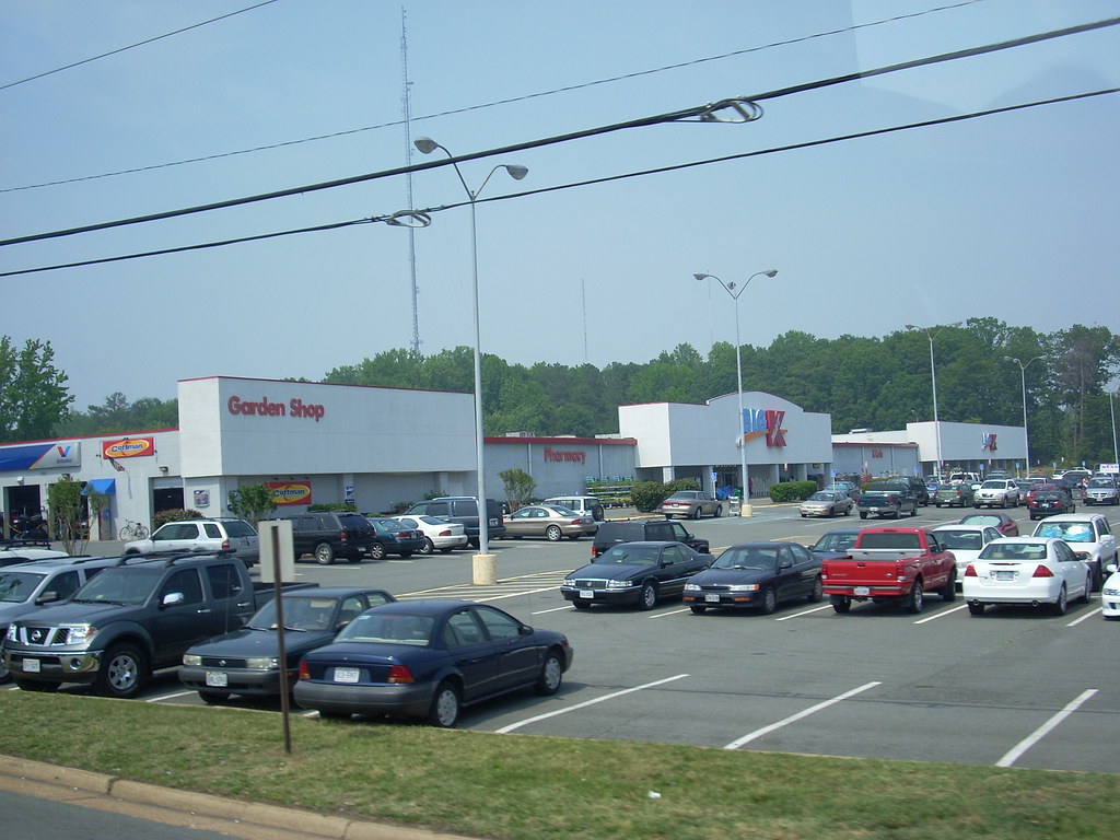 Big Kmart Big Kmart 3336 (109,875 square feet) 5432 Glens… Flickr