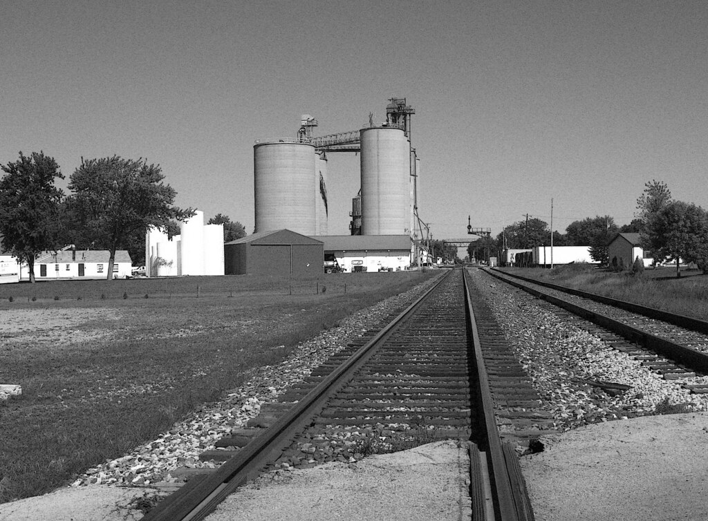 Tracks into Tontogany, Ohio (B&W) John Hartsock Flickr