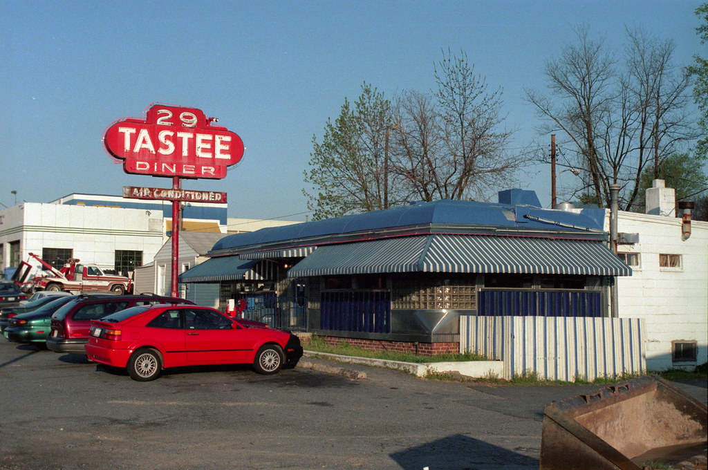 29 Diner The 29 Diner at 10536 Lee Highway in Fairfax, Vir… Flickr