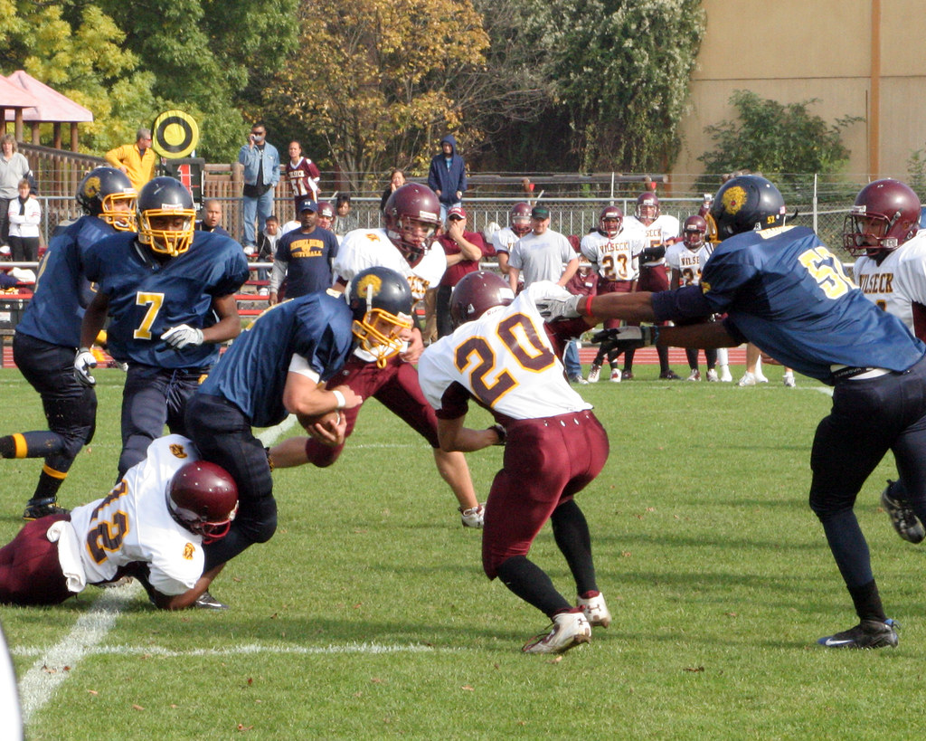 HHS The Heidelberg High School football team cl… Flickr