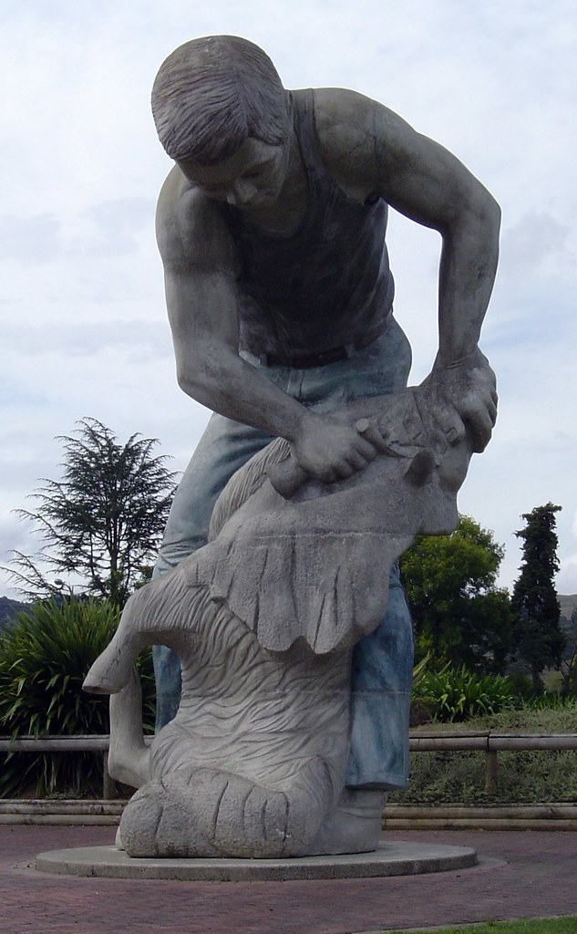 Sheep Shearer Statue Te Kuiti AnneMarie Flickr