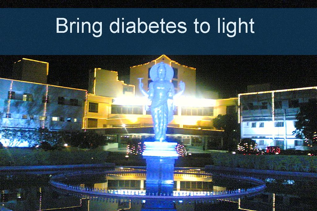 Dhanavantri Statue, KLES Hospital, Belgaum, India IDF Flickr