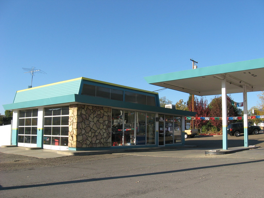 Texaco Gas Station Yreka,CA a photo on Flickriver