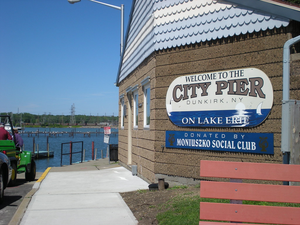 Dunkirk, NY Dunkirk, NY City Pier. ninaqinoh Flickr