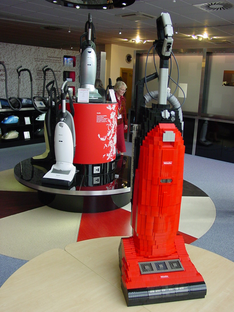 S7Final1 The finished fullsize Miele S7 vacuum cleaner.… Flickr