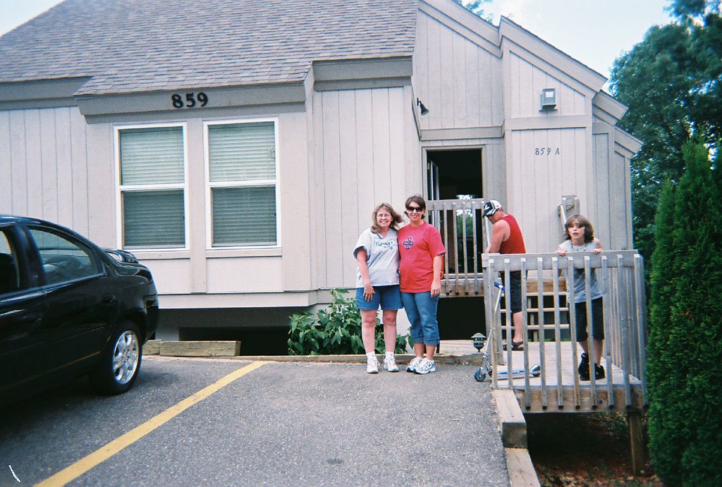 Sandy & Hope Wisconsin Dells Shelley Flickr