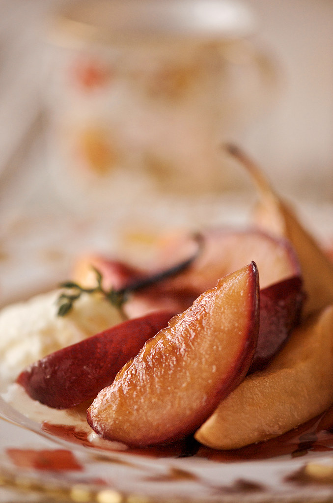 roasted fruit Peaches and Pears. Something to warm up this… Flickr