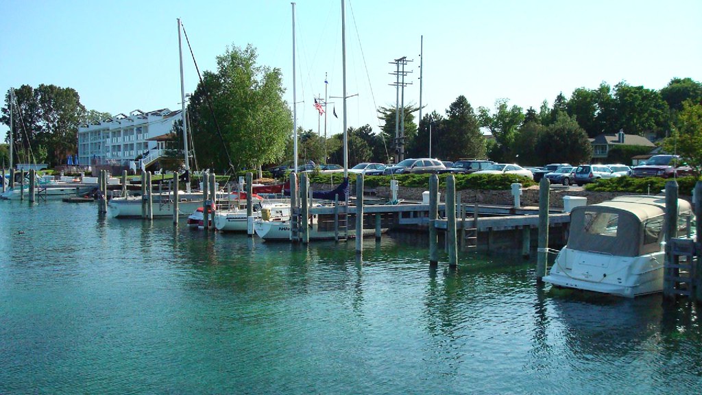 Northwest Marine Yacht Club, Charlevoix, MI northernmichiganboating