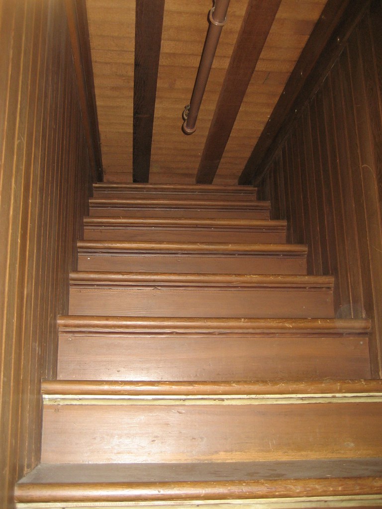Winchester Mystery House The famous "stairs to nowhere." T… Flickr