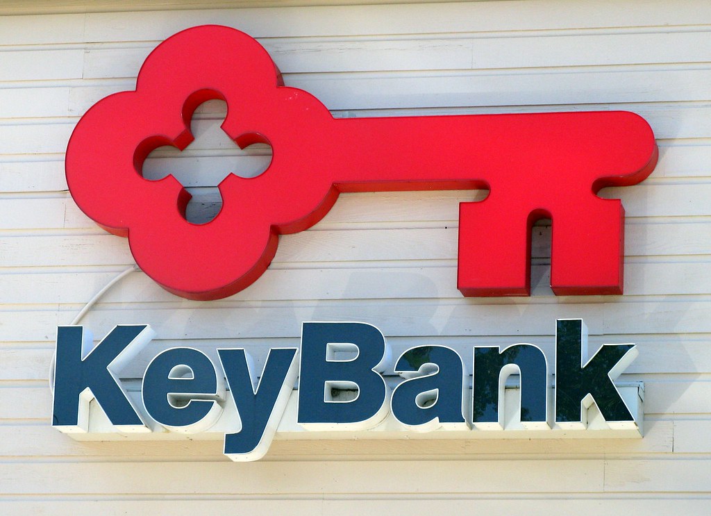 Red Key Bank Sign This is out by where I105 East comes to… Flickr