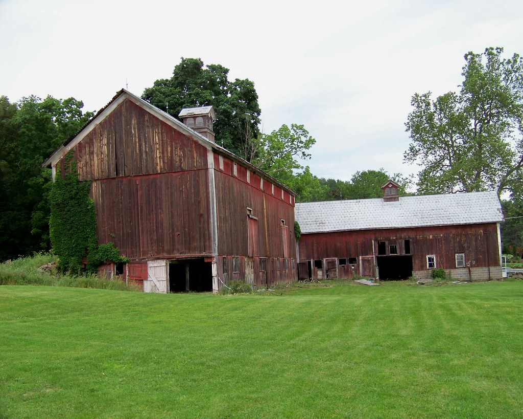 Glenwood Farm Buildings 5 Some buildings on a farm in Glen… Flickr