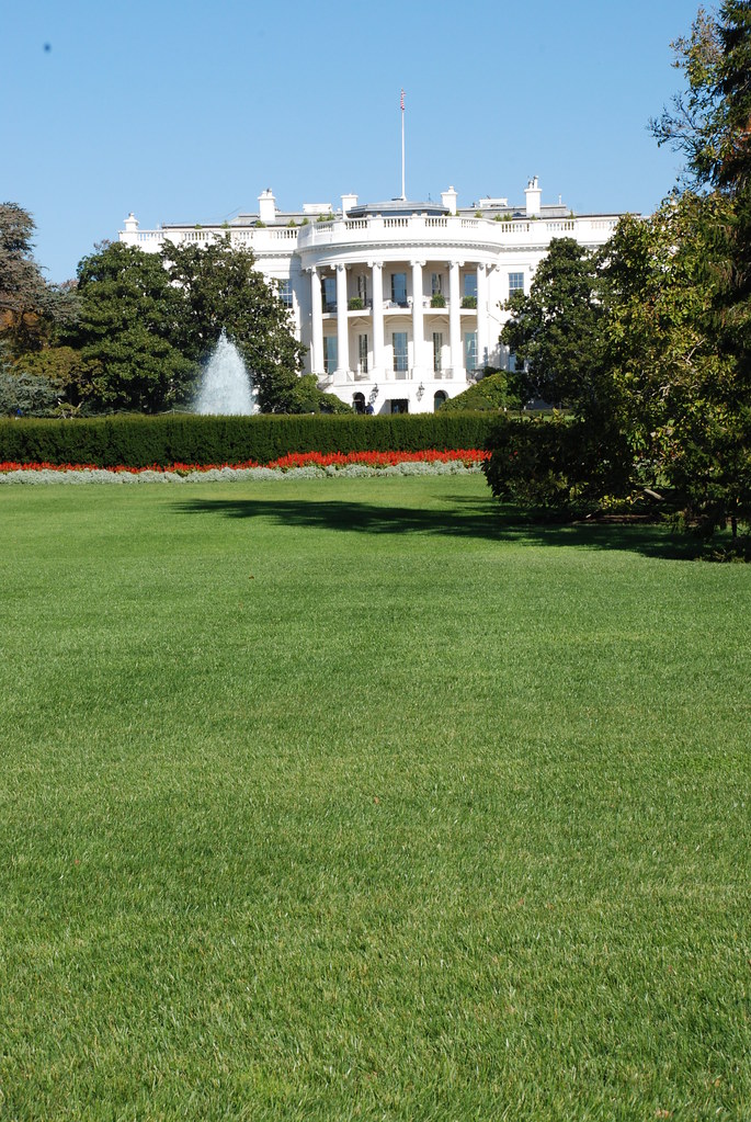 White House Lawn The White House, and how far away from it… Flickr