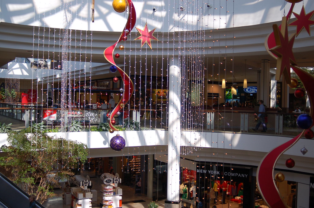 Avenues Mall Jacksonville, FL Santa Claus was already th… Flickr