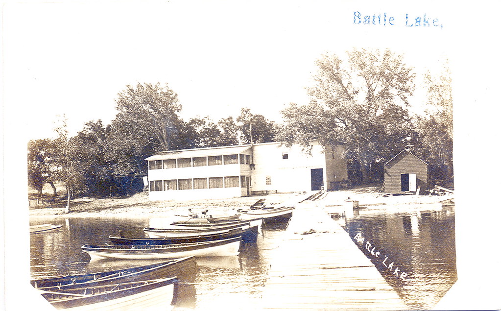 Battle Lake MN Resort Hotel Boats Docks RPPC Kruxo Card Flickr
