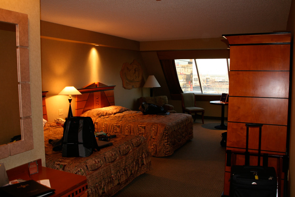 Luxor Hotel Room Our room in the Luxor. €79 per night. Spanky Speed Flickr