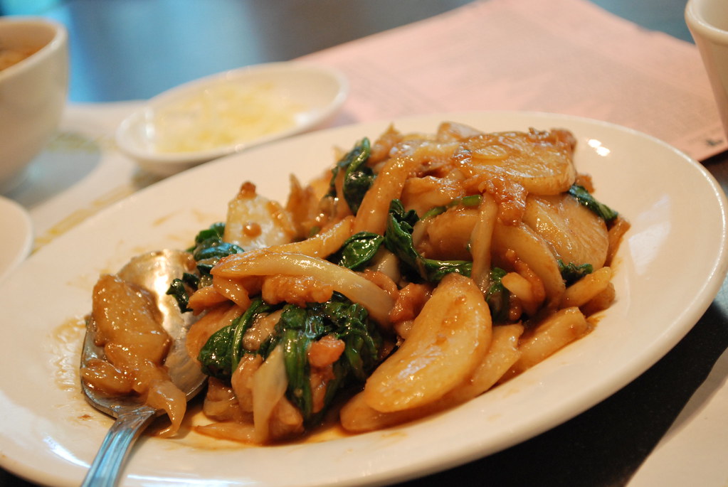 Din Tai Fung shang hai chao nian gao stir fried rice cak… mdubdub