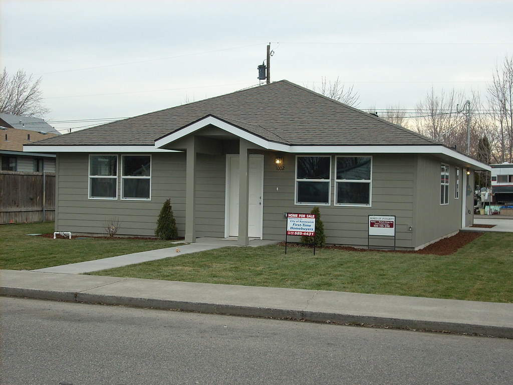 Kennewick House The City of Kennewick built this house and… Flickr