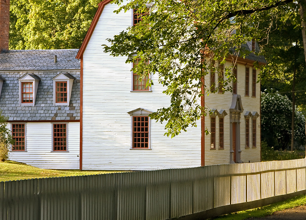 Dwight House The Dwight House was built in 1754 in Springf… Flickr