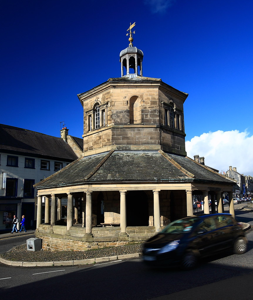 Barnard Castle, Butter Mart The market cross at Barnard Ca… Flickr