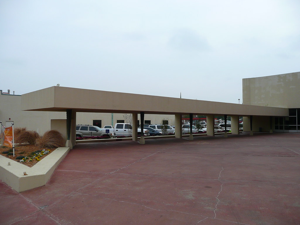 Bartlesville, OK Price Tower car park The Price Tower was … Flickr