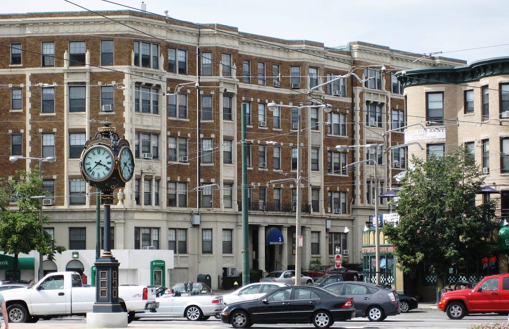 Cleveland Circle, Boston, Jul 14, 2008 (21) Gig Harmon Flickr