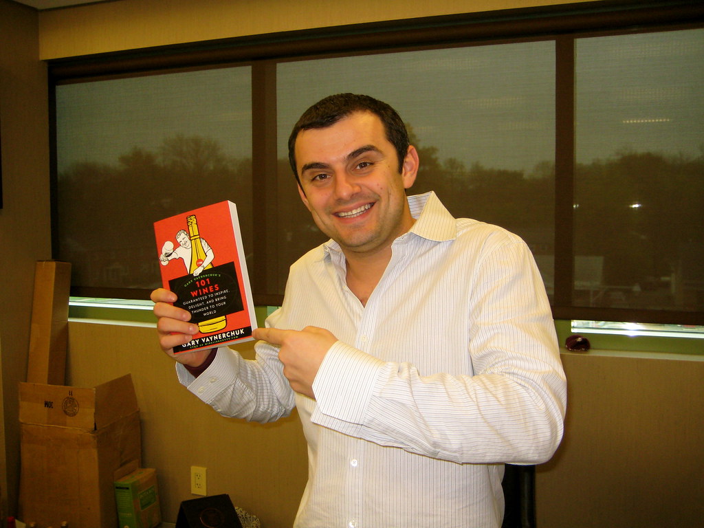 Wine Library Visit with Garyvee in Springfield, NJ Flickr