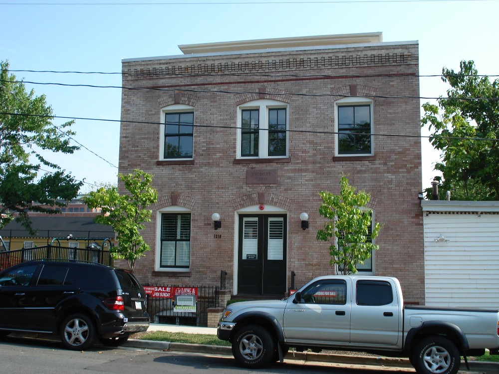Cromley Lofts Condos in Old Town Alexandria, VA Renovated … Flickr