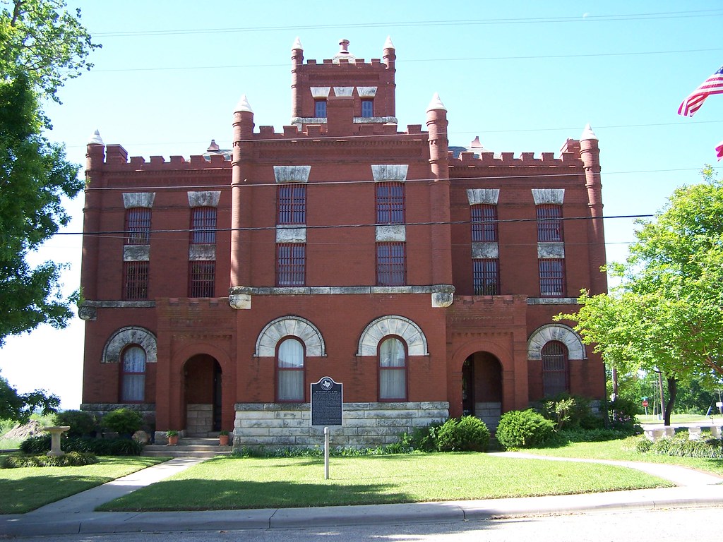 Old Milam County Jail in Cameron, TX. CenTexPhoto Flickr