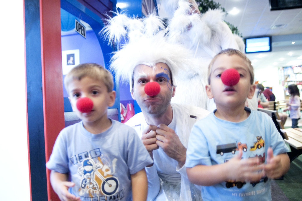 MAMA's Wintuk Mobile Marketing Tour Kidz Village, Kenilw… Flickr