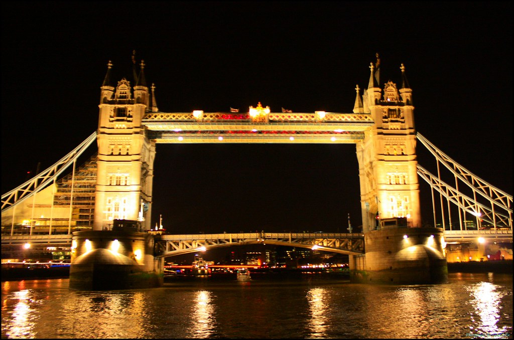 tower bridge Garrick Edwards Flickr