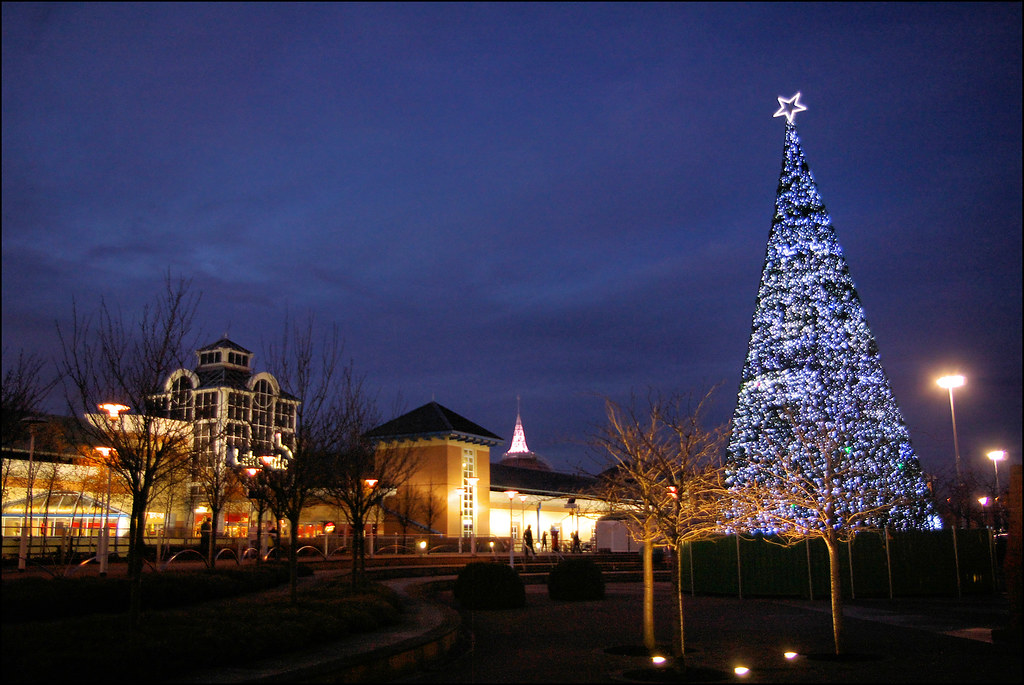 Lakeside Christmas. IMGP6358 Lakeside shopping centre, D… Flickr