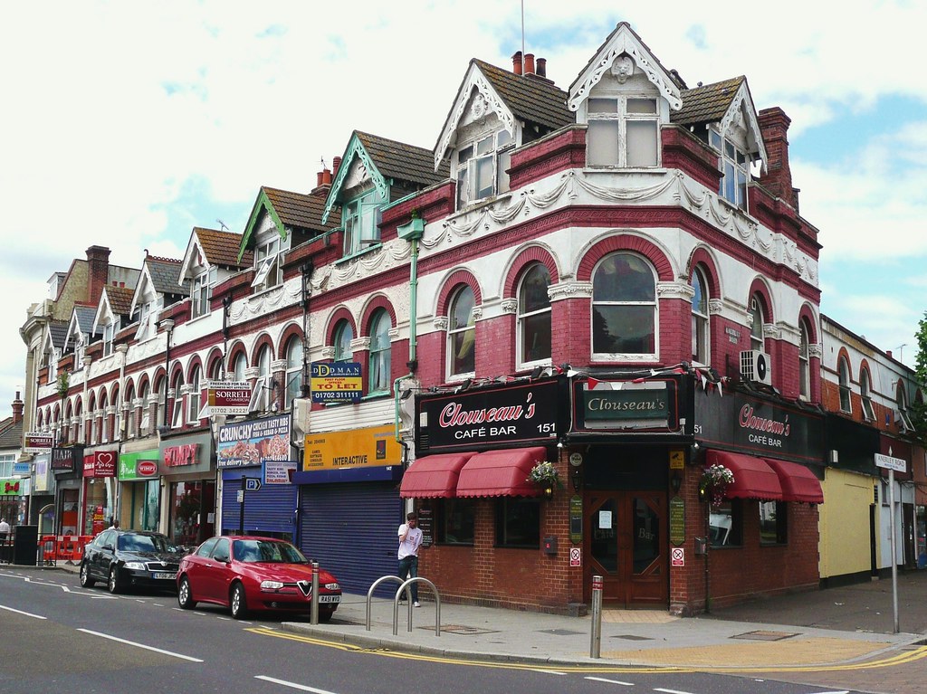 Clouseau's Bar Hamlet Court Road, Westcliff Phil Parsons Flickr